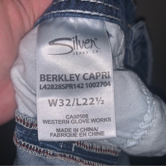 Silver Berkley Capri Jeans Blue 32 - Picture 3 of 8